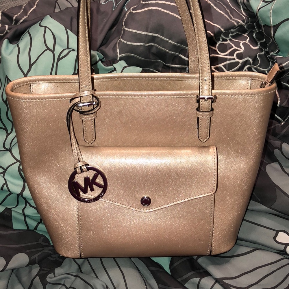 Michael kors purse